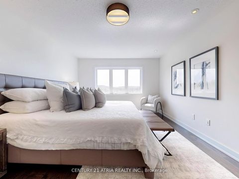 Photo 15 at 105 Anchusa Drive, Rural Richmond Hill, Richmond Hill