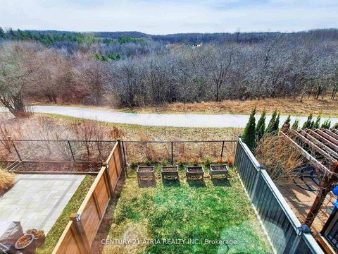 Photo 27 at 105 Anchusa Drive, Rural Richmond Hill, Richmond Hill