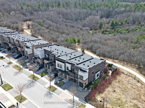 Photo 36 at 105 Anchusa Drive, Rural Richmond Hill, Richmond Hill