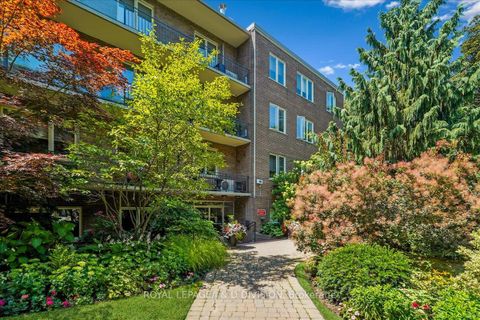 Photo 1 at 203 - 149 South Drive, Moore Park, Toronto