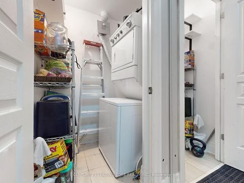 Photo 26 at LPH6 - 777 STEELES Avenue W, Newtonbrook West, Toronto