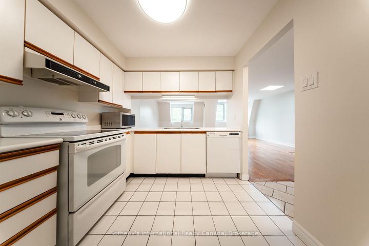 Photo 13 at 508 - 356 McRae Drive, Leaside, Toronto