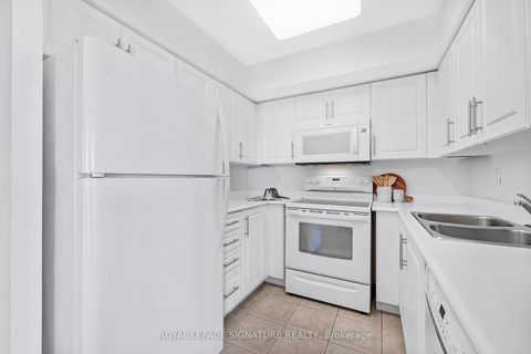 Photo 9 at 2703 - 30 Harrison Garden Boulevard, Willowdale East, Toronto