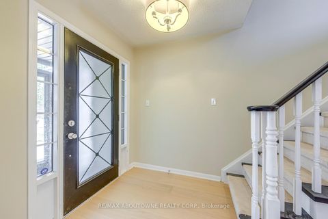 Photo 4 at 3037 Abernathy Way, BC Bronte Creek, Oakville