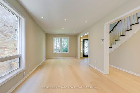 Photo 10 at 3037 Abernathy Way, BC Bronte Creek, Oakville