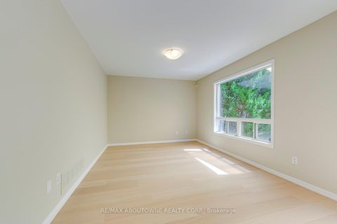 Photo 11 at 3037 Abernathy Way, BC Bronte Creek, Oakville