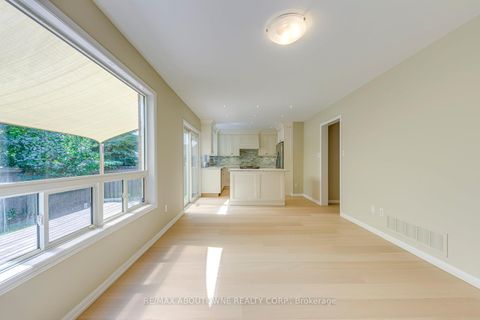 Photo 12 at 3037 Abernathy Way, BC Bronte Creek, Oakville