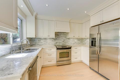 Photo 15 at 3037 Abernathy Way, BC Bronte Creek, Oakville