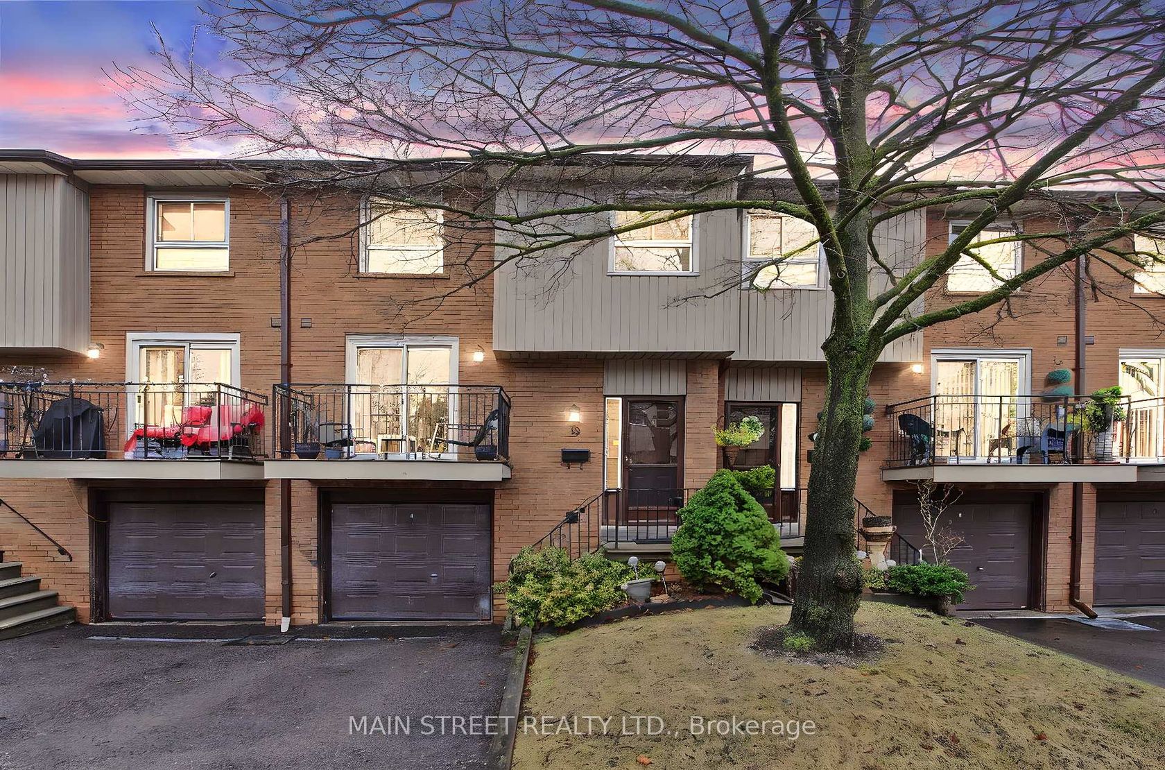 18 - 725 Vermouth Avenue, Mississauga Valleys, Mississauga 