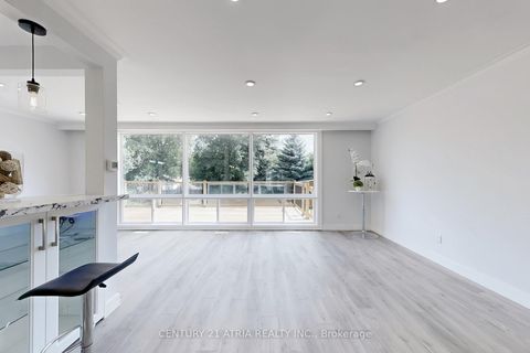 Photo 4 at 67 Chelmsford Avenue, Newtonbrook West, Toronto