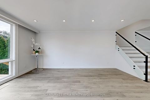 Photo 7 at 67 Chelmsford Avenue, Newtonbrook West, Toronto