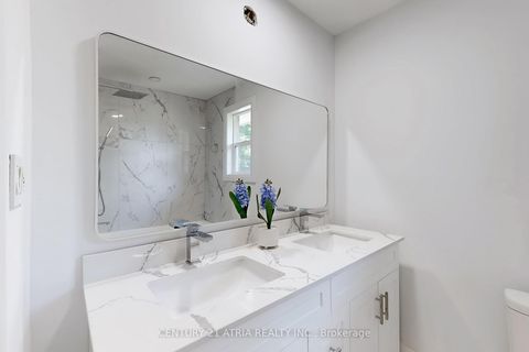 Photo 25 at 67 Chelmsford Avenue, Newtonbrook West, Toronto