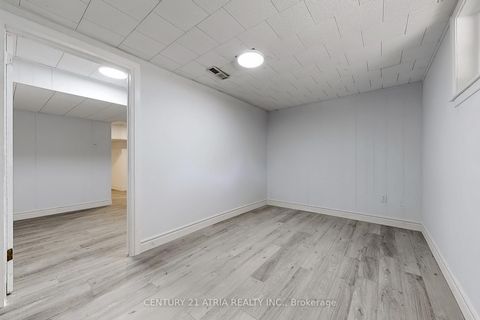 Photo 39 at 67 Chelmsford Avenue, Newtonbrook West, Toronto