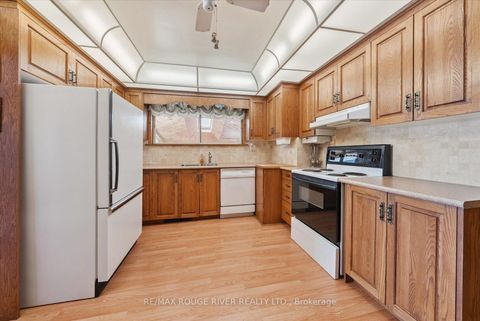 Photo 13 at 71 Cedar Brae Boulevard, Eglinton East, Toronto