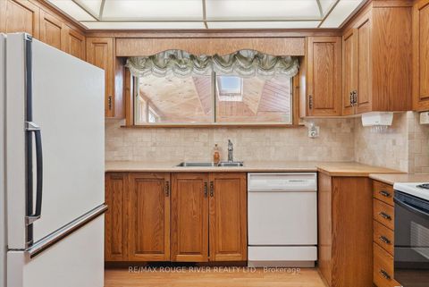 Photo 14 at 71 Cedar Brae Boulevard, Eglinton East, Toronto