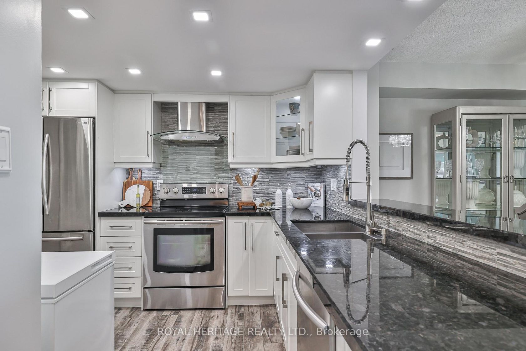 806 - 10 Torresdale Avenue, Branson, Toronto 
