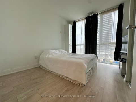 Photo 8 at 402 - 65 Annie Craig Drive, Mimico, Toronto