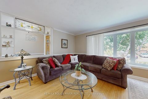 Photo 4 at 20 Montvale Drive, Cliffcrest, Toronto