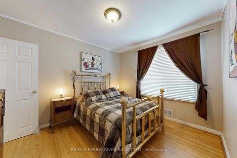 Photo 16 at 20 Montvale Drive, Cliffcrest, Toronto