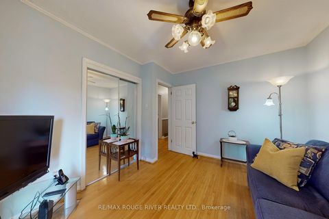 Photo 18 at 20 Montvale Drive, Cliffcrest, Toronto