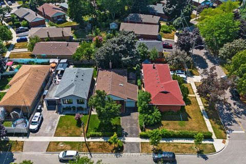 Photo 44 at 20 Montvale Drive, Cliffcrest, Toronto