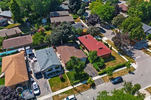 Photo 45 at 20 Montvale Drive, Cliffcrest, Toronto