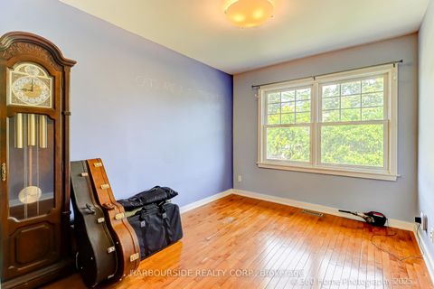 Photo 18 at 591 Broadway Avenue, Leaside, Toronto