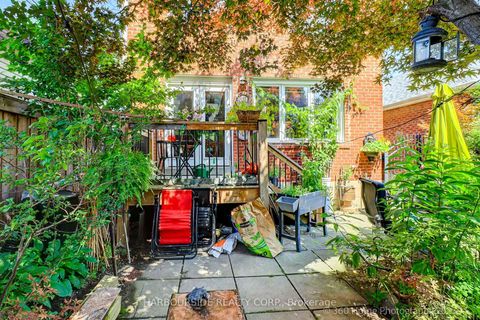 Photo 25 at 591 Broadway Avenue, Leaside, Toronto