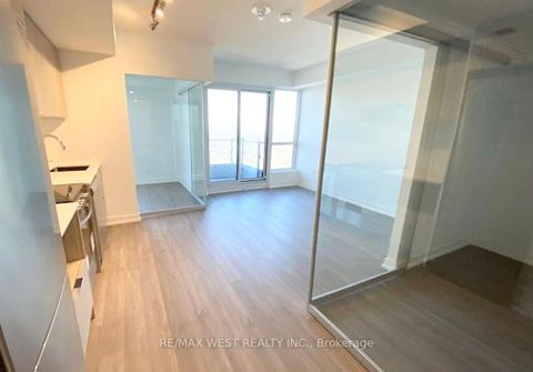 Photo 2 at 5005 - 395 Bloor Street E, North St. James Town, Toronto