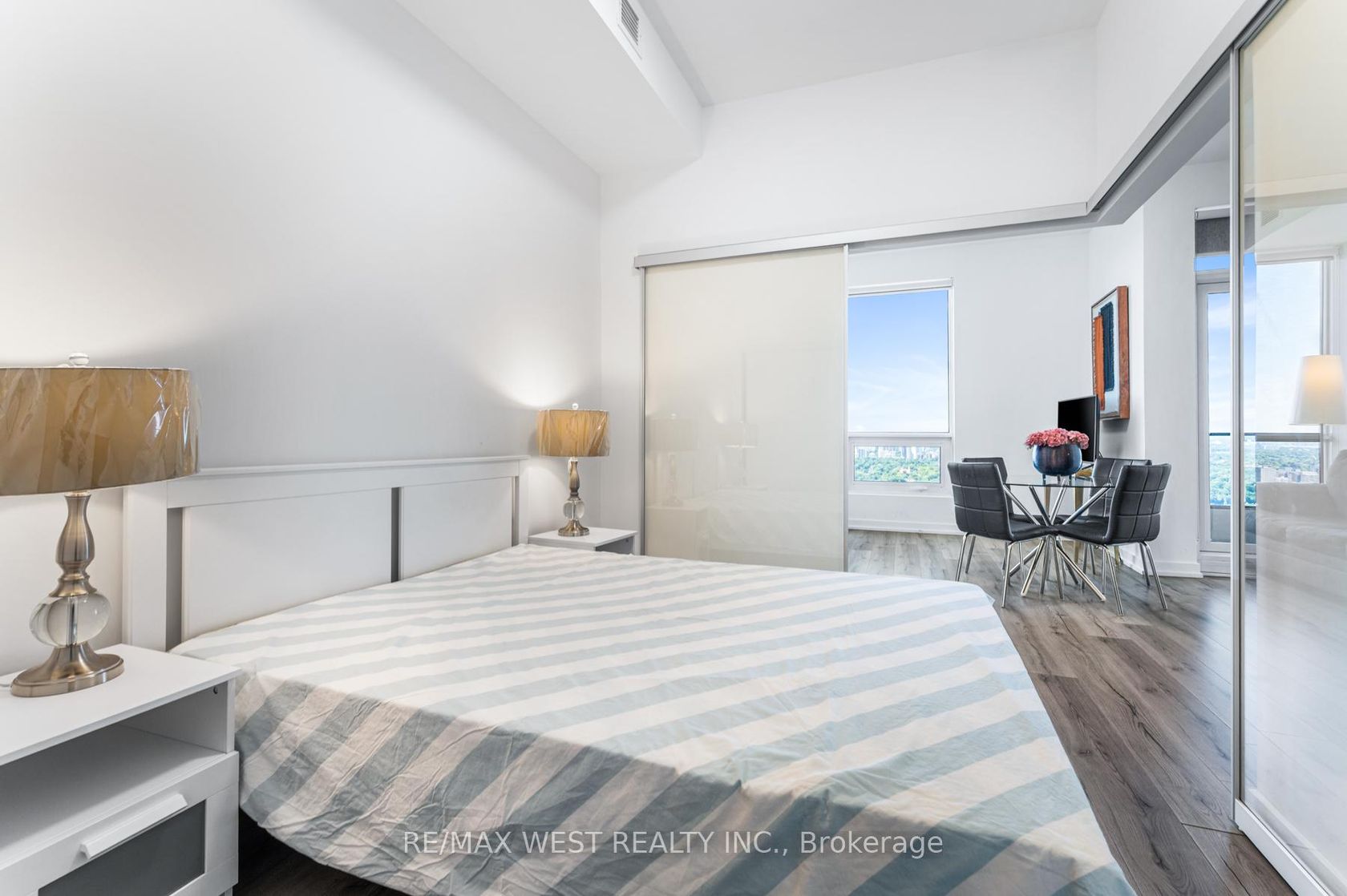 5005 - 395 Bloor Street E, North St. James Town, Toronto 