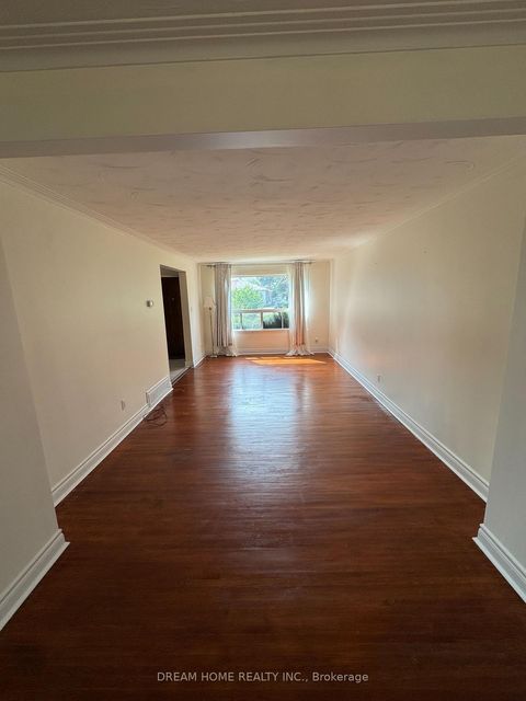 Photo 3 at 22 Beethoven Court, Hillcrest Village, Toronto