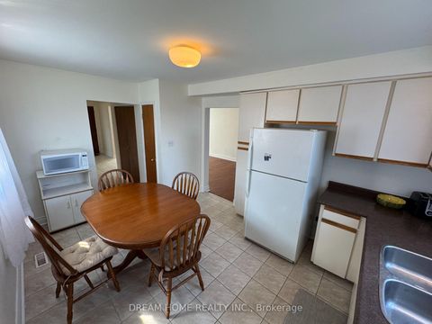 Photo 9 at 22 Beethoven Court, Hillcrest Village, Toronto