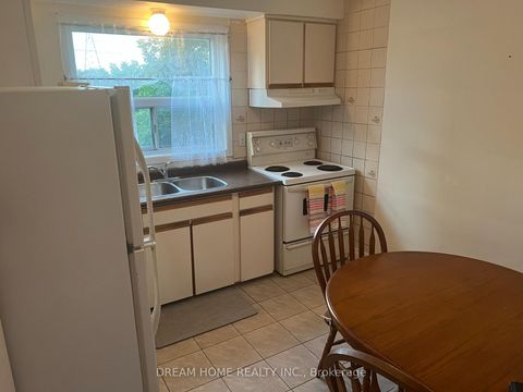 Photo 11 at 22 Beethoven Court, Hillcrest Village, Toronto