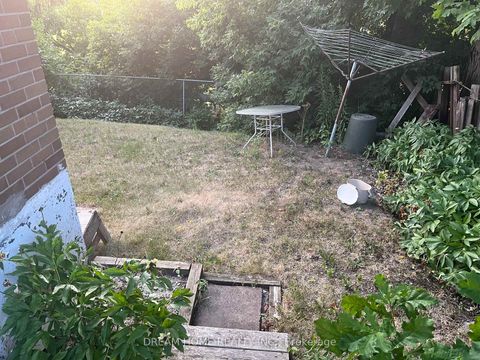 Photo 34 at 22 Beethoven Court, Hillcrest Village, Toronto