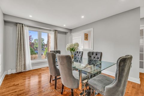 Photo 9 at 116 FAWCETT Trail, Malvern, Toronto