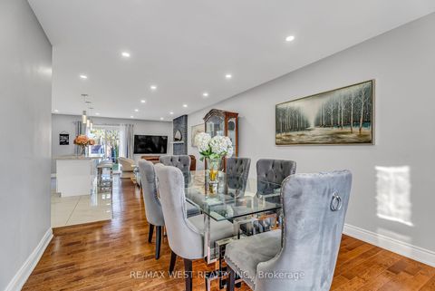 Photo 10 at 116 FAWCETT Trail, Malvern, Toronto