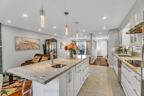 Photo 20 at 116 FAWCETT Trail, Malvern, Toronto