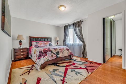 Photo 25 at 116 FAWCETT Trail, Malvern, Toronto