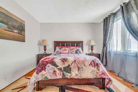 Photo 26 at 116 FAWCETT Trail, Malvern, Toronto