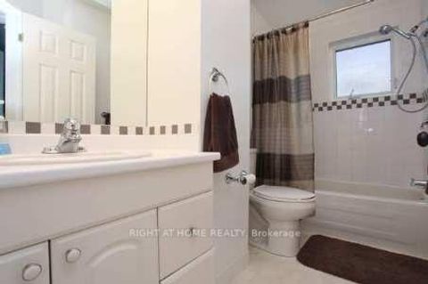 Photo 5 at 280 Kenilworth Avenue, The Beaches, Toronto