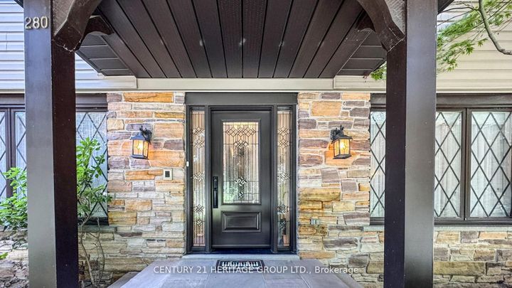Photo 2 at 280 Henderson Avenue, Royal Orchard, Markham