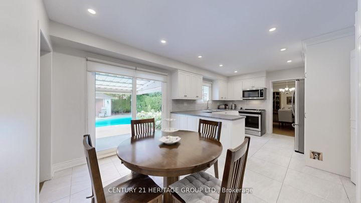 Photo 14 at 280 Henderson Avenue, Royal Orchard, Markham