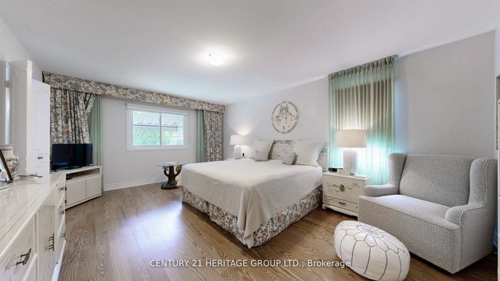 Photo 21 at 280 Henderson Avenue, Royal Orchard, Markham