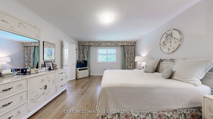 Photo 23 at 280 Henderson Avenue, Royal Orchard, Markham
