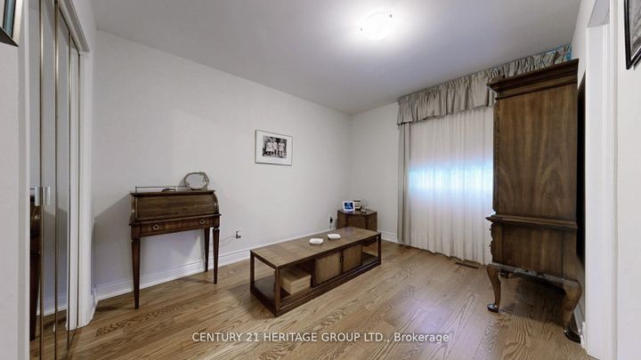 Photo 24 at 280 Henderson Avenue, Royal Orchard, Markham