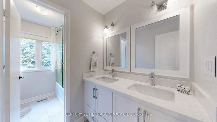 Photo 32 at 280 Henderson Avenue, Royal Orchard, Markham