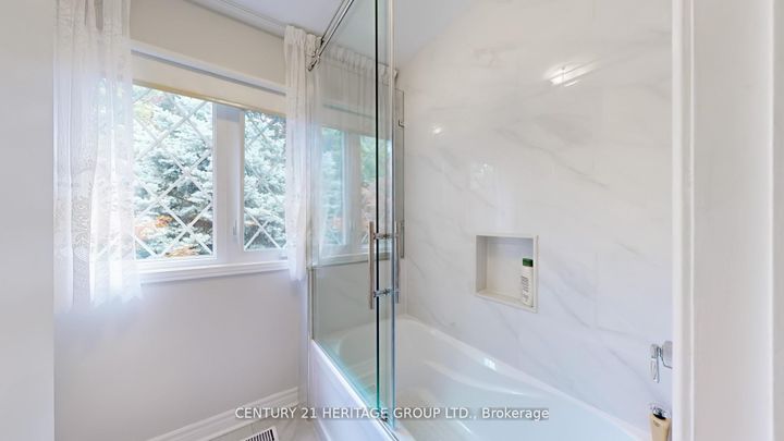 Photo 33 at 280 Henderson Avenue, Royal Orchard, Markham