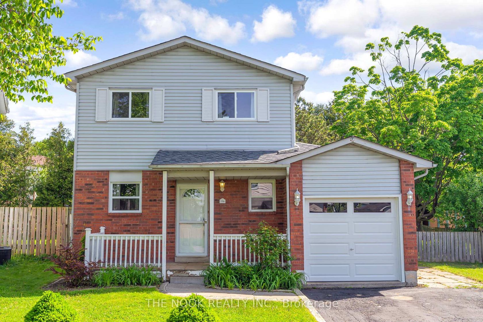 136 Peacock Boulevard, Port Hope 