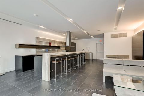 Photo 12 at 3204 - 110 Charles Street E, Yonge Corridor, Toronto