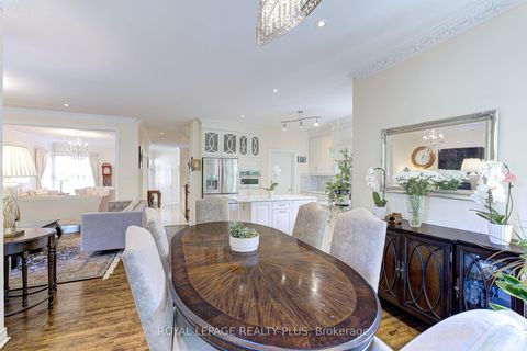 Photo 12 at 104 Melbourne Drive, Rouge Woods, Richmond Hill